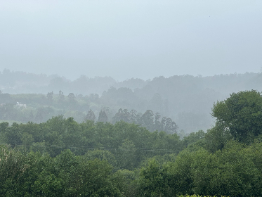 畅享低端影视在线观看，轻松追剧无压力